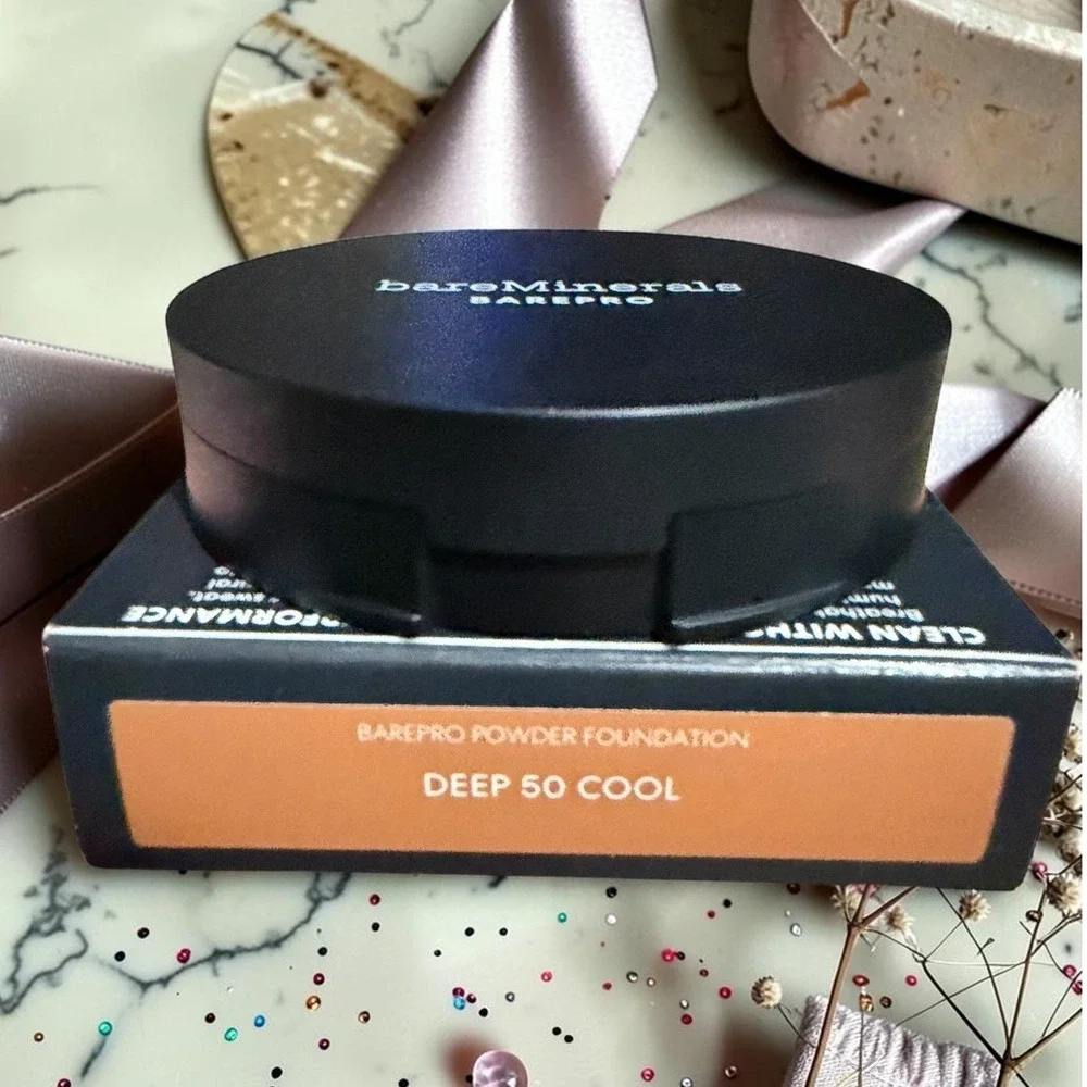 bareMinerals - BAREPRO Performance Wear Powder Foundation -Deep 50 Cool - *NIB*